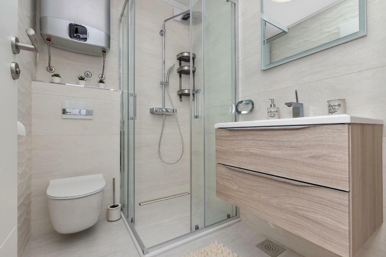 Lulani Makarska Pool Apartment Zewnętrze zdjęcie